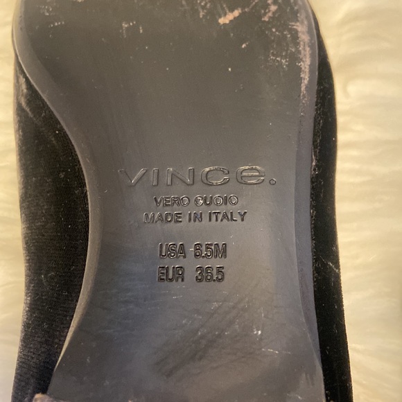 Vince Bray Smoking Velvet Loafers Size 6.5 - Picture 11 of 11